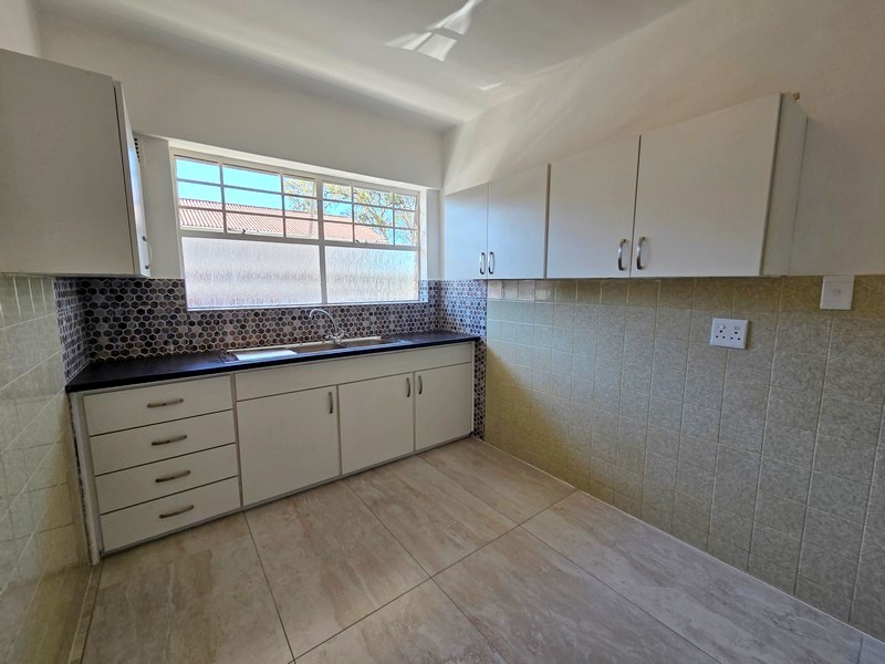To Let 2 Bedroom Property for Rent in Wynberg Western Cape